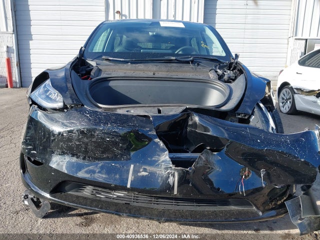 2021 TESLA MODEL Y 5YJYGDEE5MF232837 Photo 5
