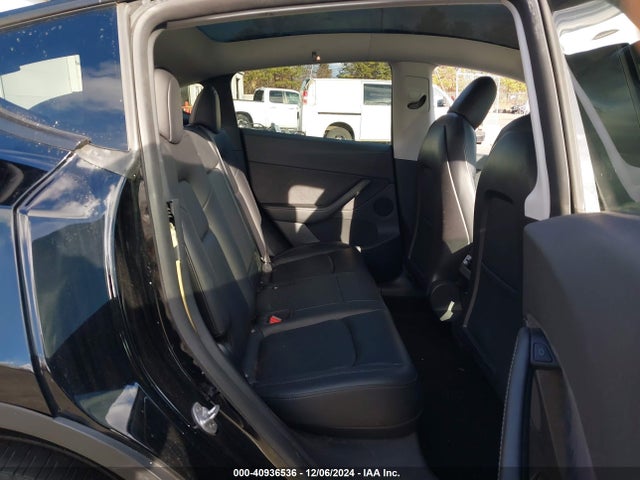 2021 TESLA MODEL Y 5YJYGDEE5MF232837 Photo 7
