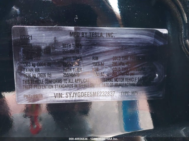 2021 TESLA MODEL Y 5YJYGDEE5MF232837 Photo 8