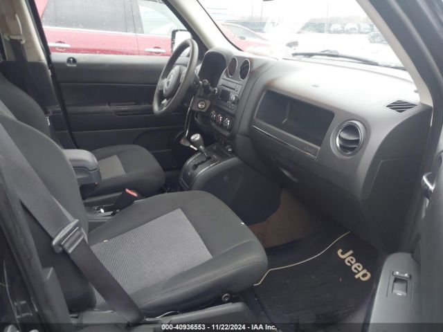 1C4NJRBBXFD245007 Jeep Patriot Altitude Edition