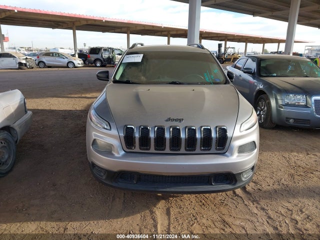 1C4PJLAB7GW190304 Jeep Cherokee Sport