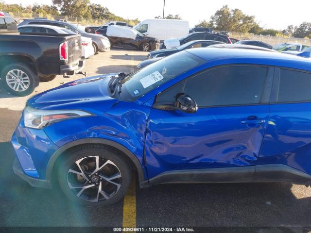 NMTKHMBX1JR018457 Toyota C-HR XLE