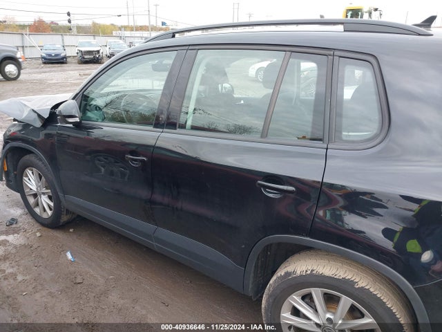 WVGBV7AX7JK001808 Volkswagen Tiguan Limited 2.0t