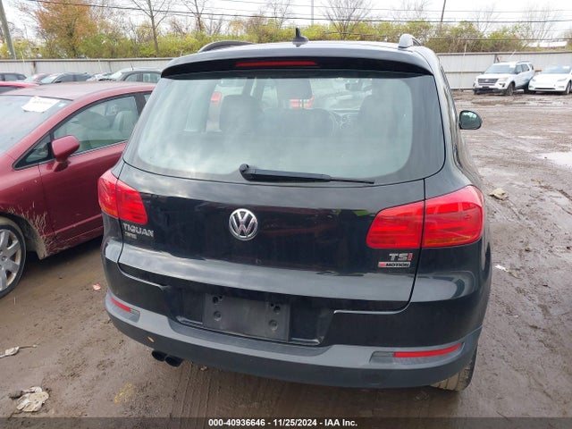 WVGBV7AX7JK001808 Volkswagen Tiguan Limited 2.0t
