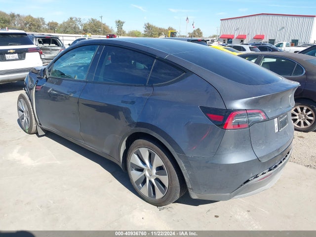2022 TESLA MODEL Y 7SAYGAEE1NF534290 Photo 2