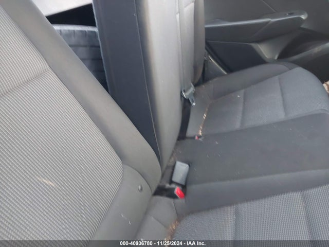 Hyundai ACCENT SE 2018 3KPC24A38JE032615 Image 8