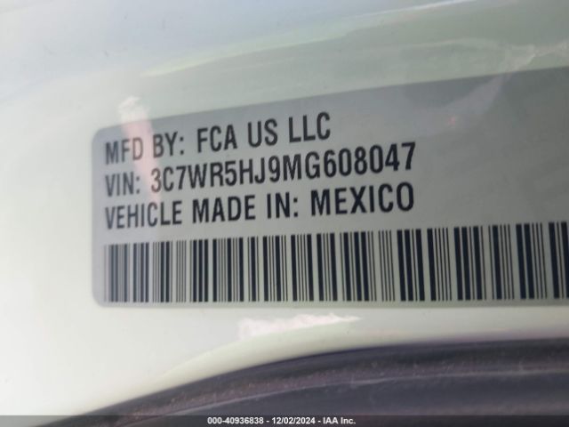 3C7WR5HJ9MG608047 RAM 2500 Tradesman  4x4 8' Box