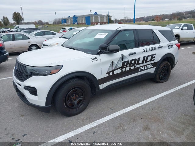 Ford Police Interceptor Utility 2020 1FM5K8AW9LGA19414 Image 2