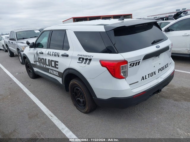 Ford Police Interceptor Utility 2020 1FM5K8AW9LGA19414 Image 3