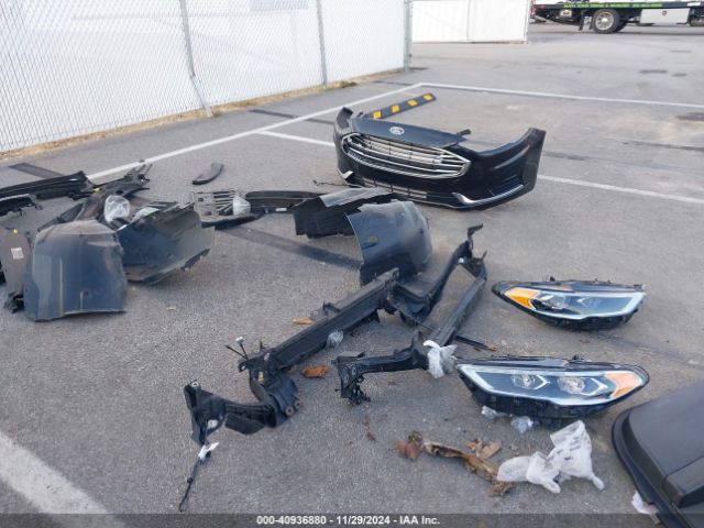 3FA6P0CD7LR130887 Ford FUSION SEL