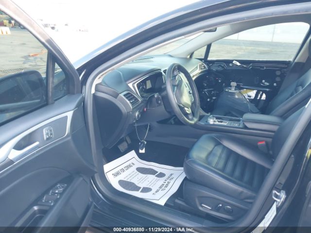 3FA6P0CD7LR130887 Ford FUSION SEL