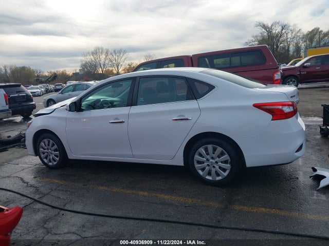 Nissan SENTRA S 2018 3N1AB7AP2JY233584 Image 14
