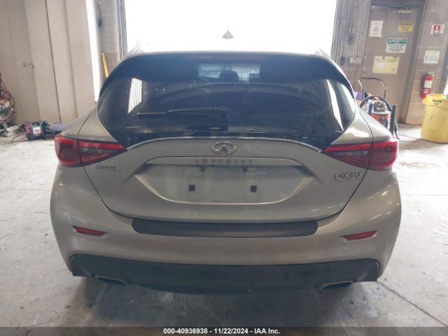 SJKCH5CP8HA033536 Infiniti QX30