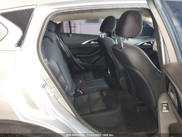 SJKCH5CP8HA033536 Infiniti QX30