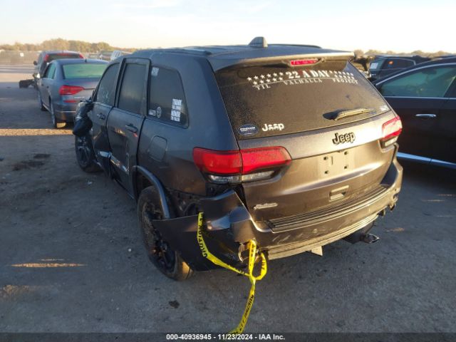 1C4RJEAG2JC513182 Jeep Grand Cherokee Altitude 4x2