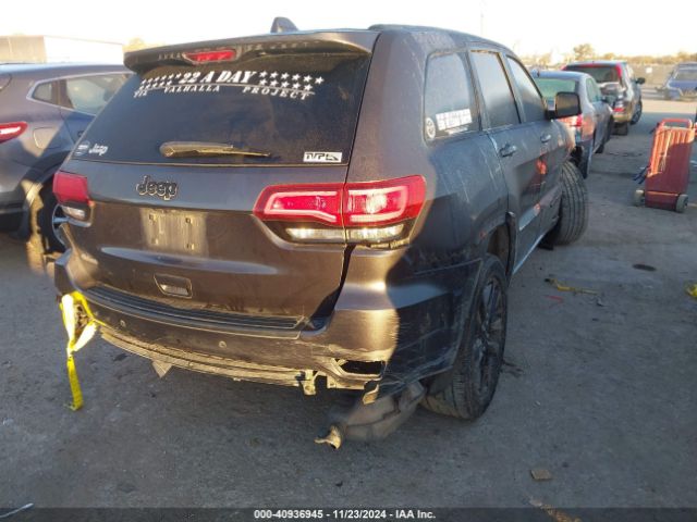 1C4RJEAG2JC513182 Jeep Grand Cherokee Altitude 4x2