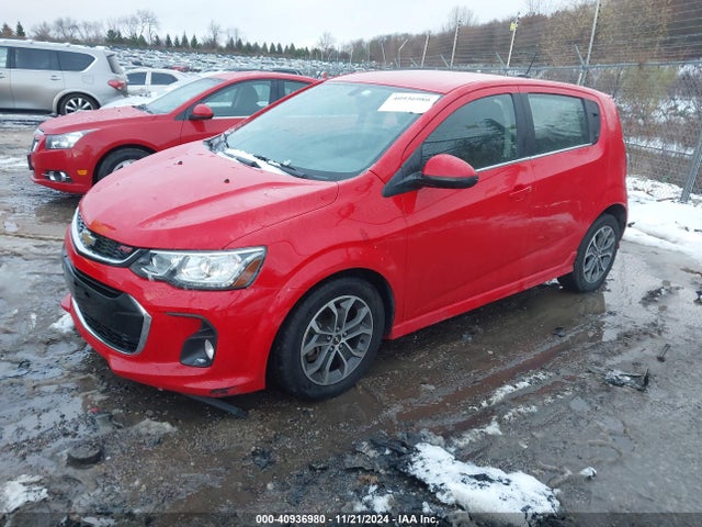 Chevrolet Sonic Lt Auto 2017 1G1JD6SH6H4152473 Image 2