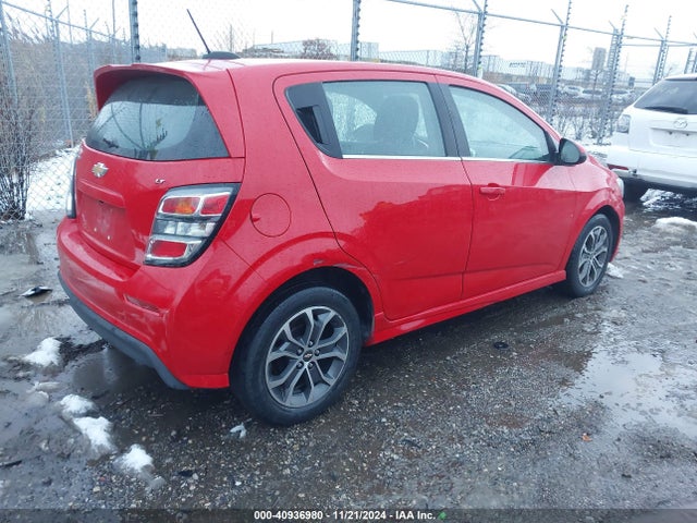 Chevrolet Sonic Lt Auto 2017 1G1JD6SH6H4152473 Image 4