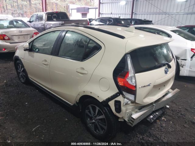 JTDKDTB37J1612682 Toyota Prius C One