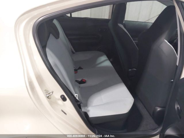 JTDKDTB37J1612682 Toyota Prius C One