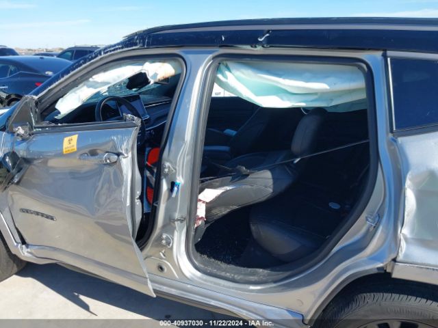 3C4NJDCB1NT109701 Jeep Compass High Altitude 4x4