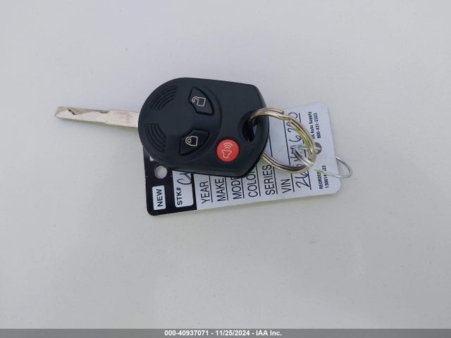Ford ESCAPE SE 2016 1FMCU9G90GUB63787 Image 9
