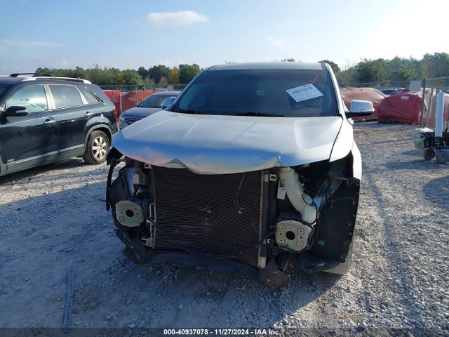 1GNERGKW5JJ189303 Chevrolet Traverse 1lt