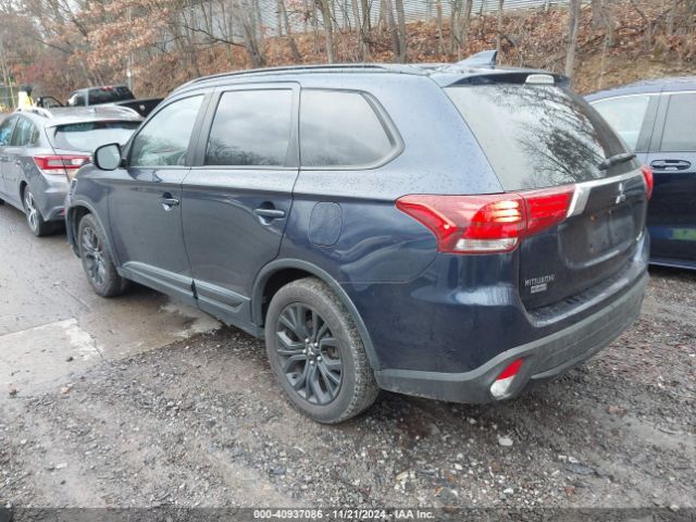 2018 MITSUBISHI OUTLANDER JA4AZ3A32JZ053505 Photo 2
