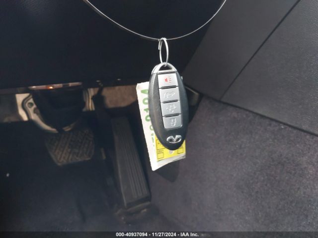 JN8CS1MU1FM382037 Infiniti QX70