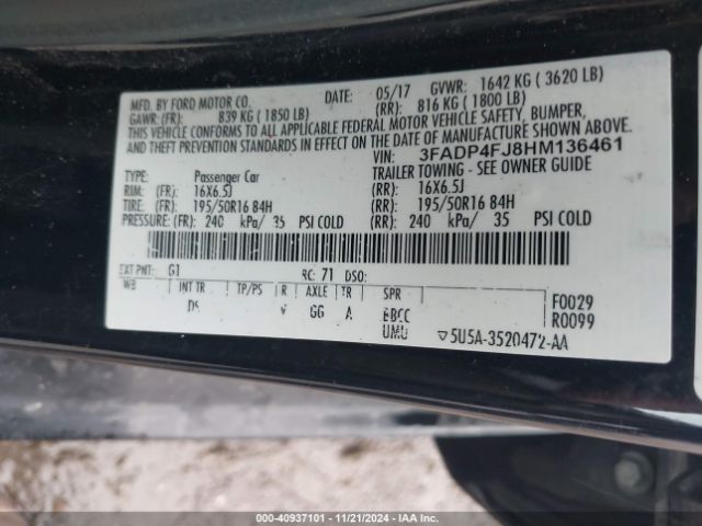3FADP4FJ8HM136461 Ford Fiesta Titanium