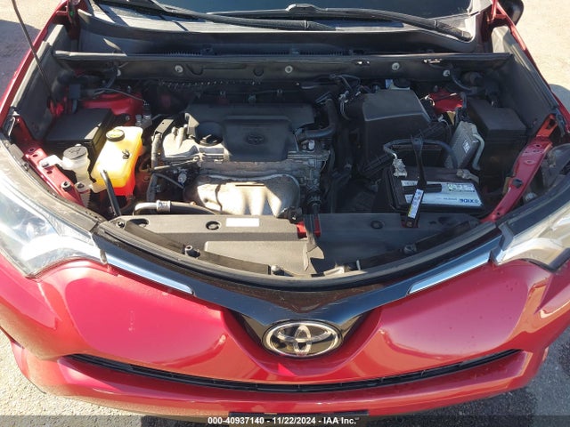 Toyota RAV4 LE 2017 2T3BFREV3HW573028 Image 10