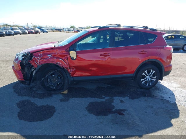 Toyota RAV4 LE 2017 2T3BFREV3HW573028 Image 14