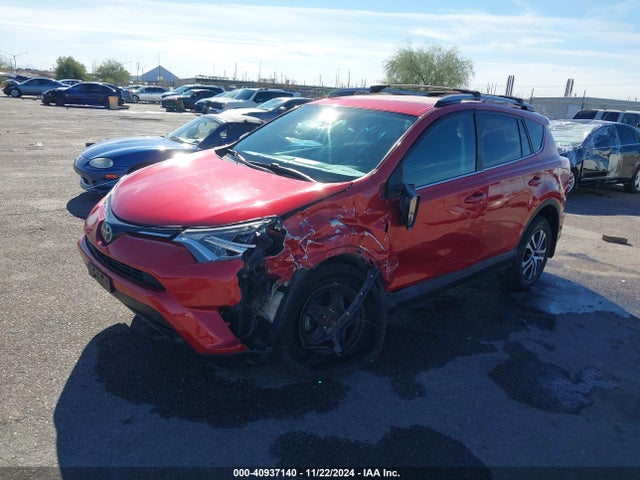Toyota RAV4 LE 2017 2T3BFREV3HW573028 Image 2