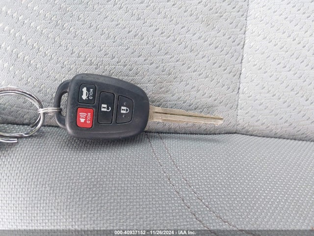 Toyota CAMRY LE 2017 4T1BF1FK8HU804794 Image 11