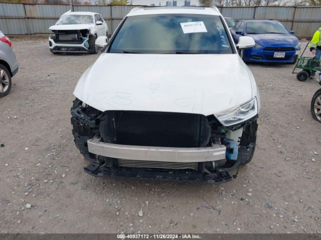 WA1EFCFS0GR009330 Audi Q3 2.0t Premium Plus