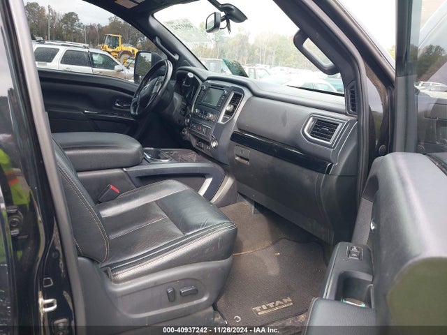 1N6BA1F49KN511912 Nissan Titan Xd Sl Diesel