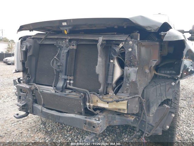 1N6BA1F49KN511912 Nissan Titan Xd Sl Diesel