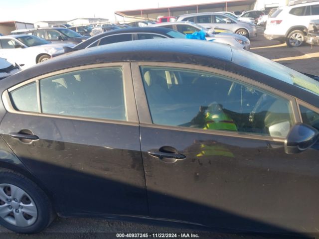 KNAFK4A67G5538655 KIA FORTE LX