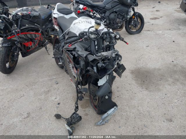2012 YAMAHA YZFR1 JYARN23E2CA012950