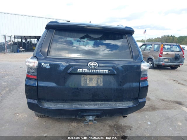 Toyota 4RUNNER SR5 2017 JTEZU5JRXH5150911 Image 16