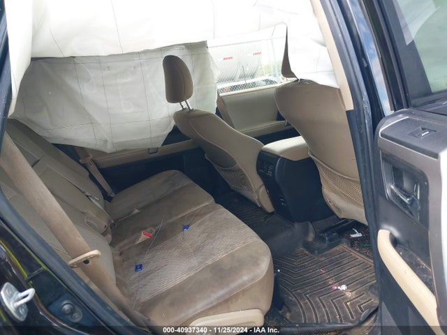 Toyota 4RUNNER SR5 2017 JTEZU5JRXH5150911 Image 8