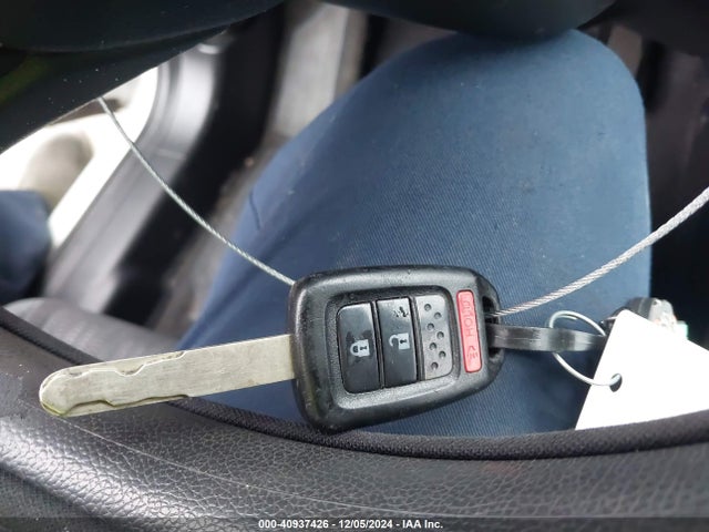 Honda FIT LX 2015 3HGGK5H56FM724899 Image 11