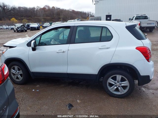 KL7CJKSB7LB066863 Chevrolet Trax Fwd Ls