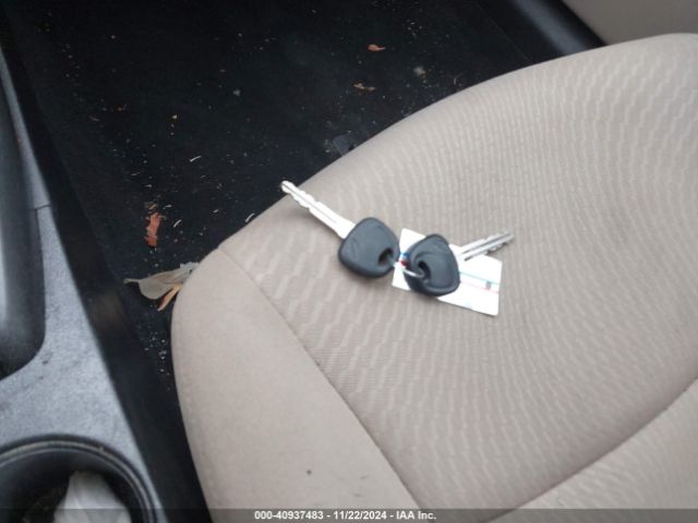 KMHDH4AE9GU643635 Hyundai ELANTRA SE
