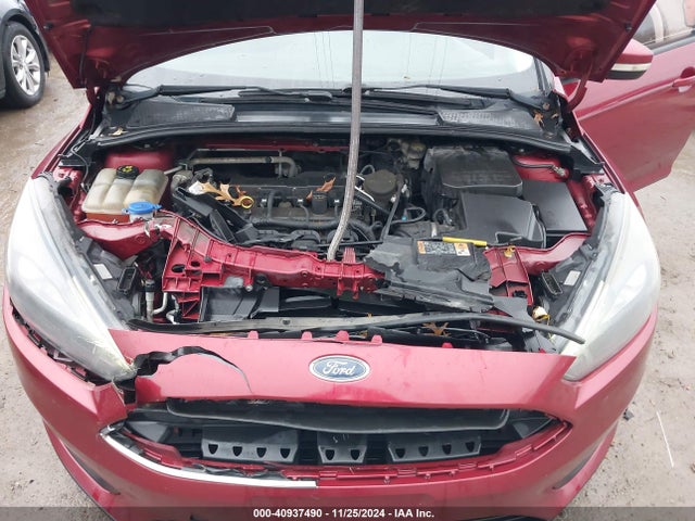 Ford FOCUS SE 2015 1FADP3K28FL274279 Image 10