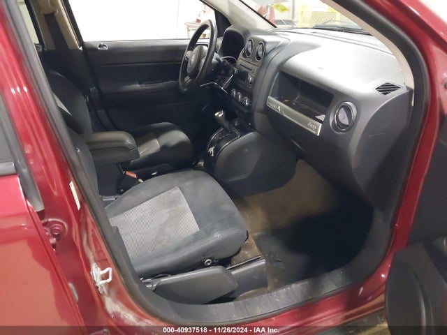 1C4NJDBB9ED865364 Jeep Compass Sport
