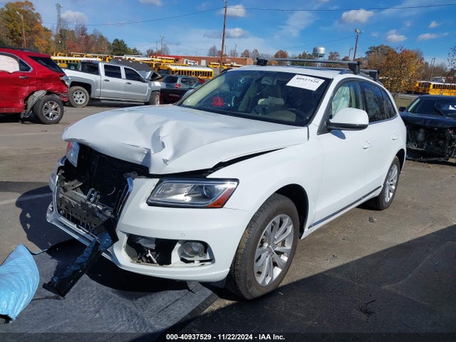 Audi Q5 2.0t Premium 2014 WA1LFAFP0EA088792 Image 2