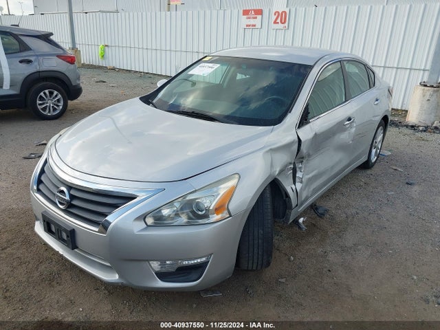 Nissan Altima 2.5 S 2014 1N4AL3AP4EN260085 Image 2