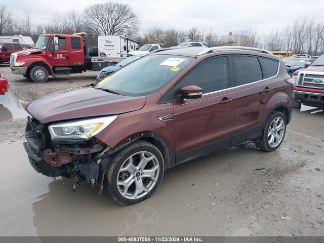 Ford Escape Titanium 2018 1FMCU9J97JUA85556 Image 2