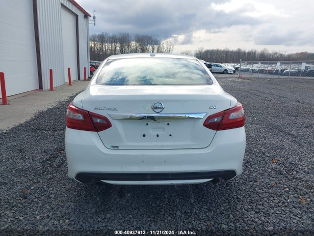 Nissan Altima 2.5 Sv 2018 1N4AL3AP2JC157933 Image 16